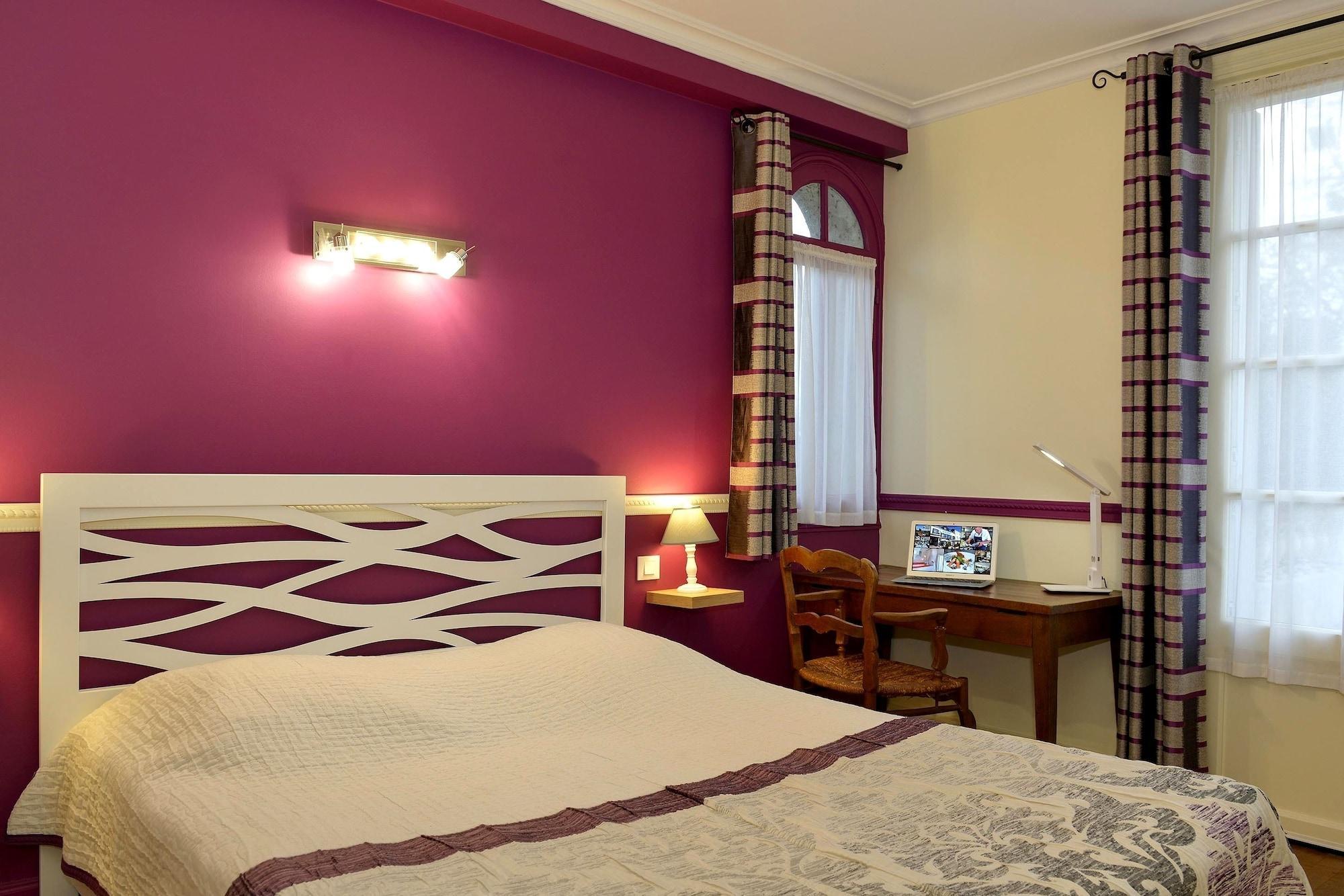 Logis Manoir De La Giraudiere Beaumont-en-Veron Ngoại thất bức ảnh