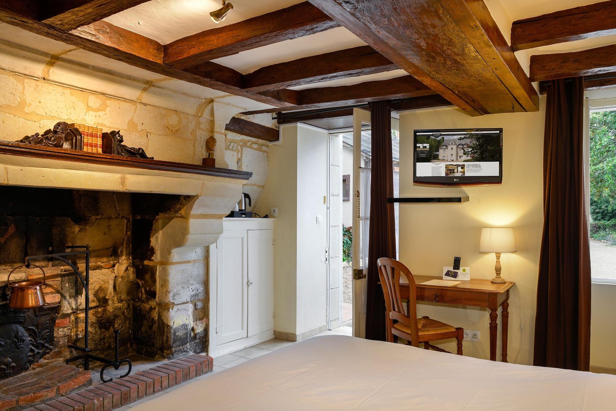 Logis Manoir De La Giraudiere Beaumont-en-Veron Ngoại thất bức ảnh