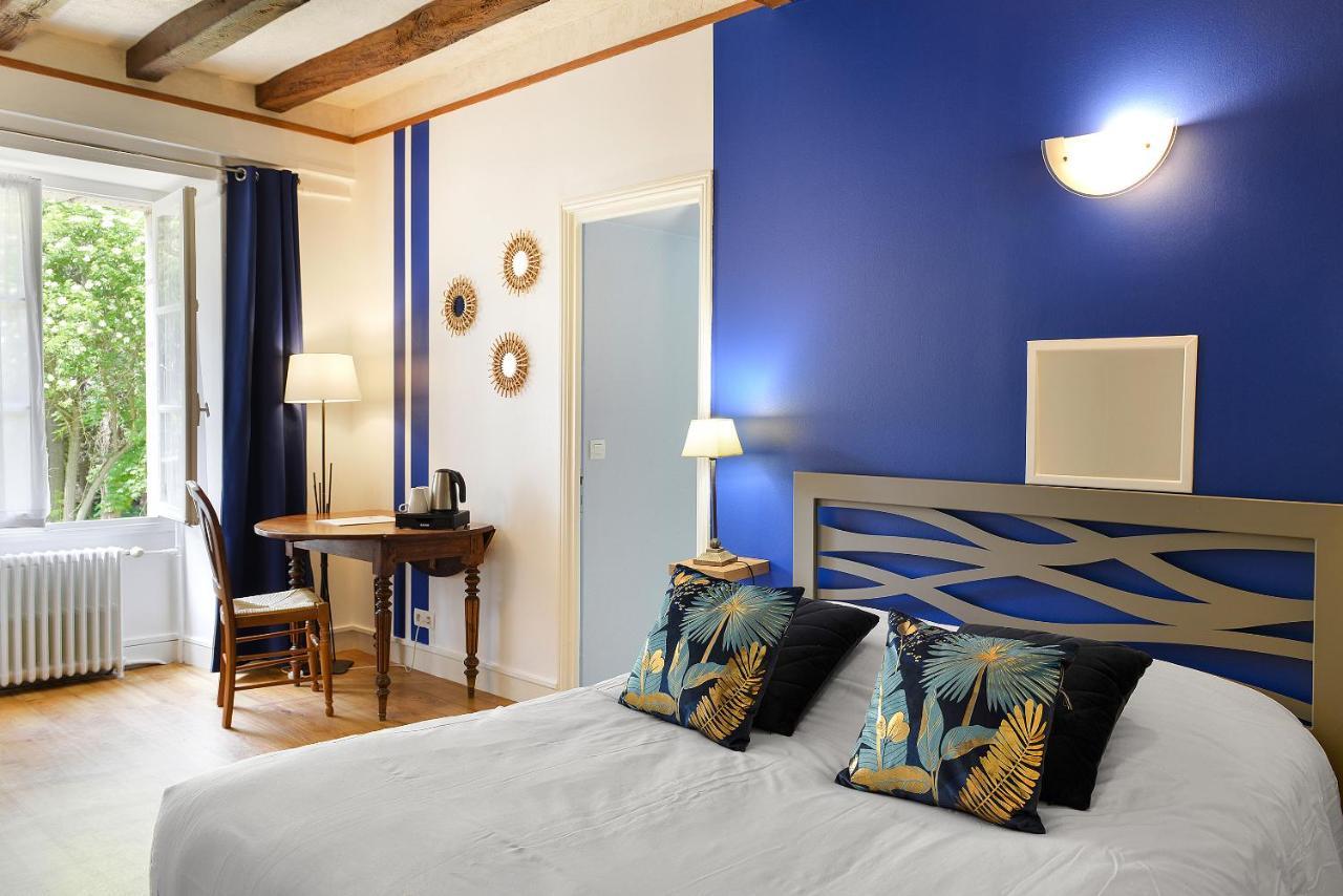 Logis Manoir De La Giraudiere Beaumont-en-Veron Ngoại thất bức ảnh